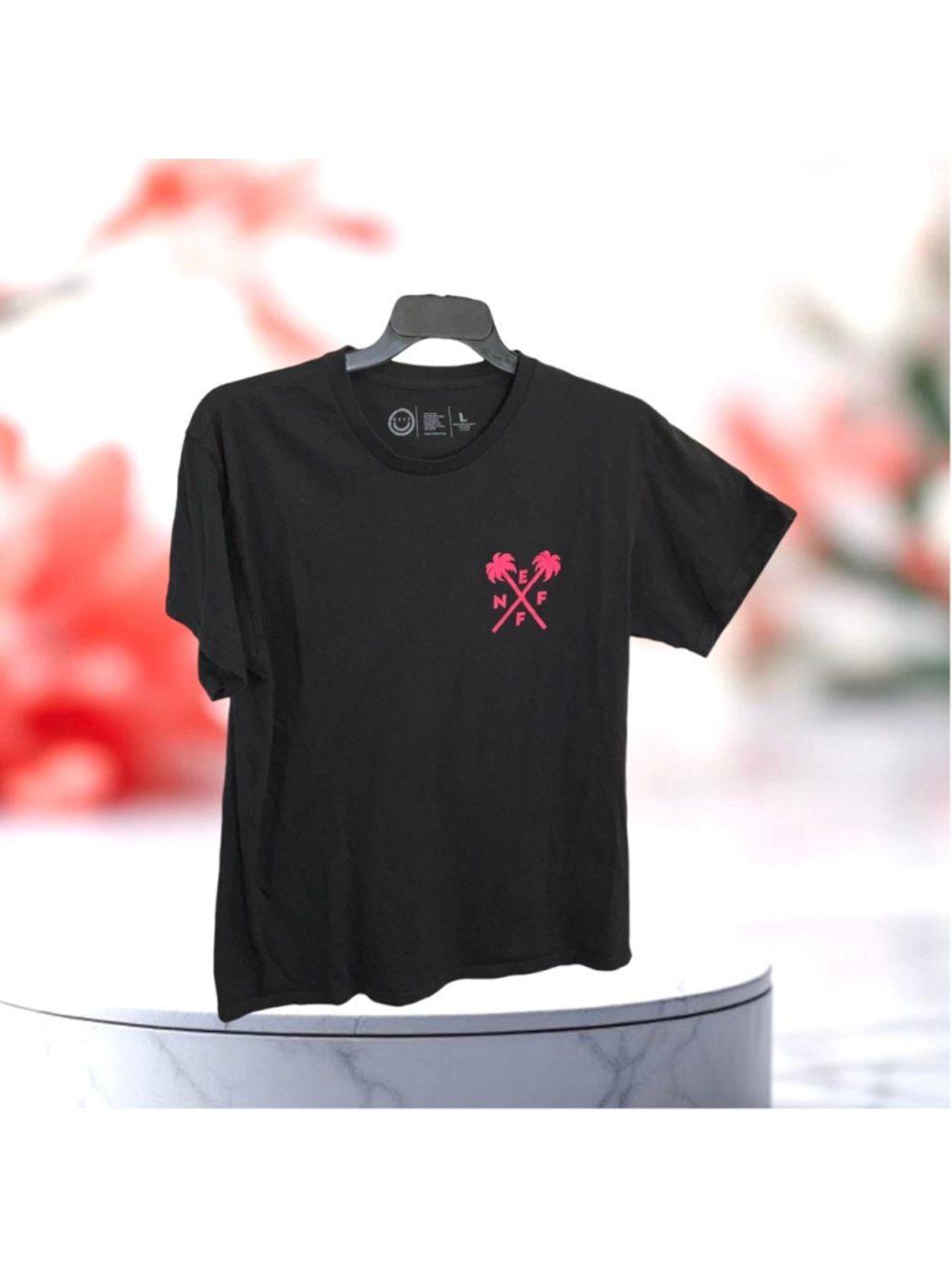 Neff Black w Dark Coral Pink Palm Trees & “Neff” Design TShirt Men Large